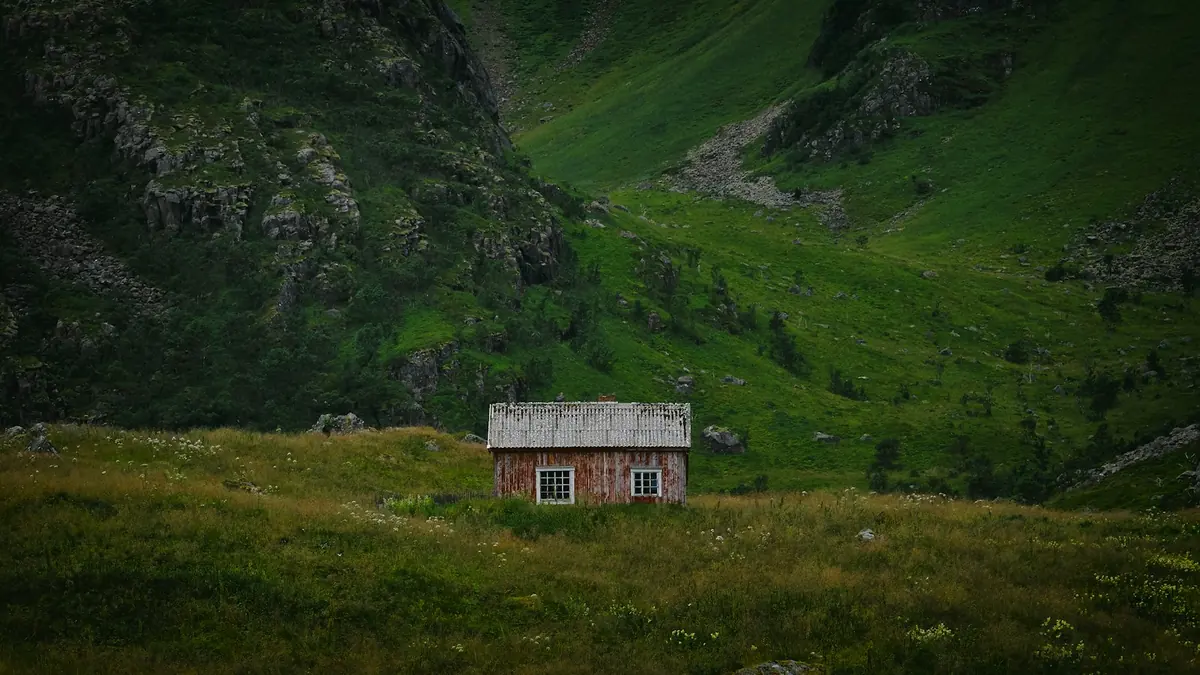 Utlegg når du bor i utlandet: norsk pensjon, konto og hytte